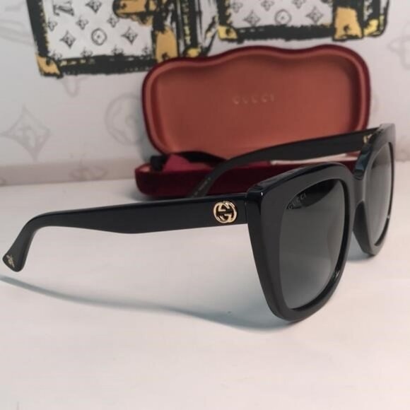 Gucci GG0163SN 001 – Women’s Butterfly Cat-Eye Sunglasses ✨ - Picture 8 of 12